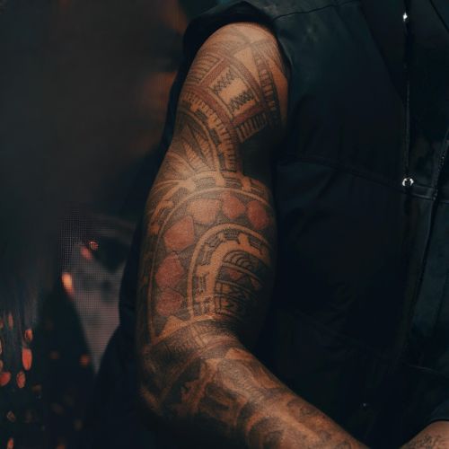 tatuaggio stile lettering
