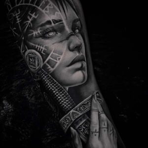 tatuaggio realistico mitologia