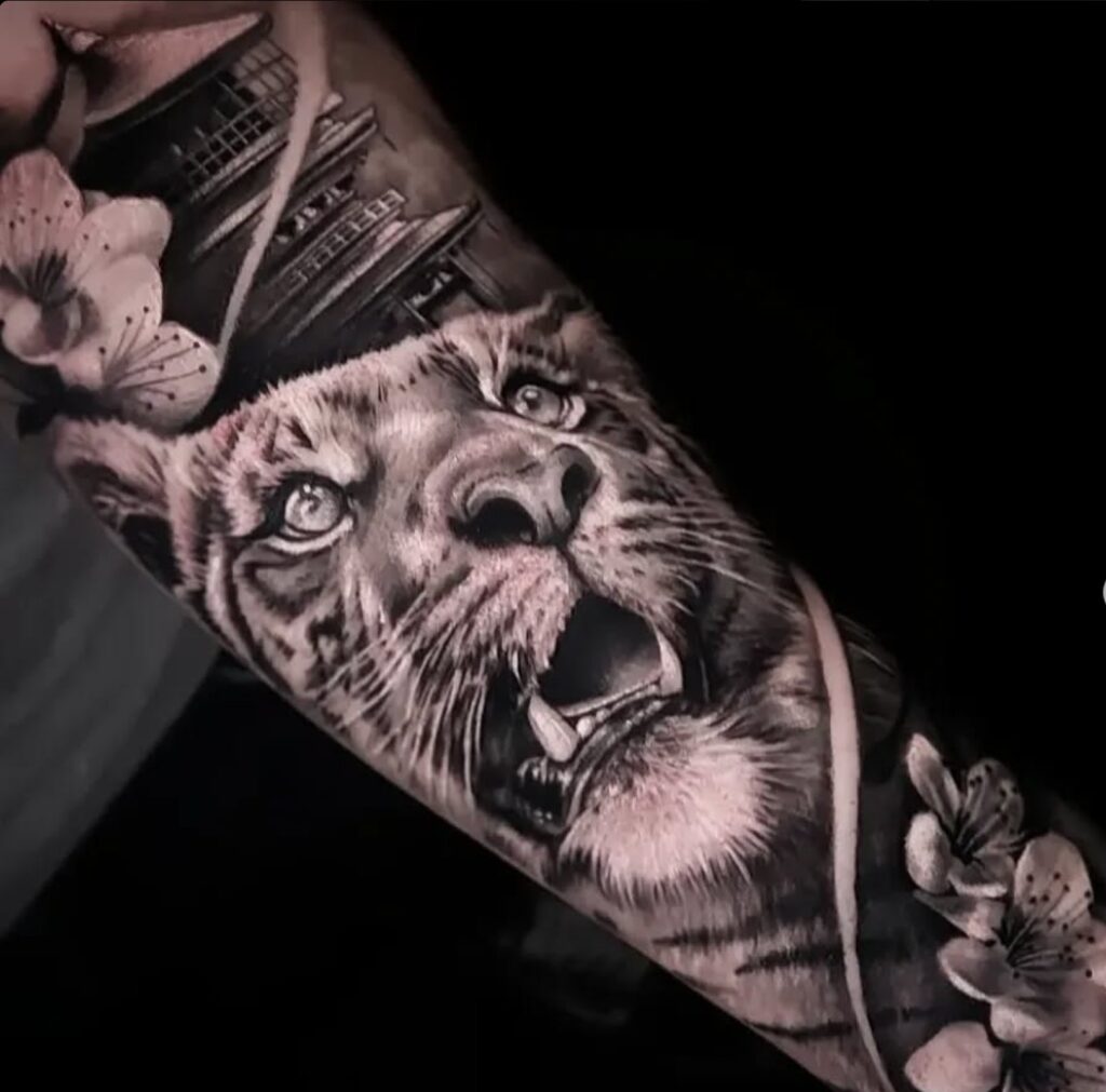 tatuaggio realistico animali